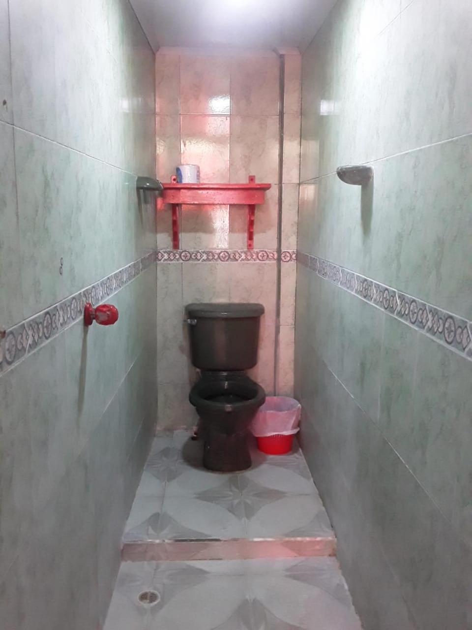 Canadian House Tolu Room photo